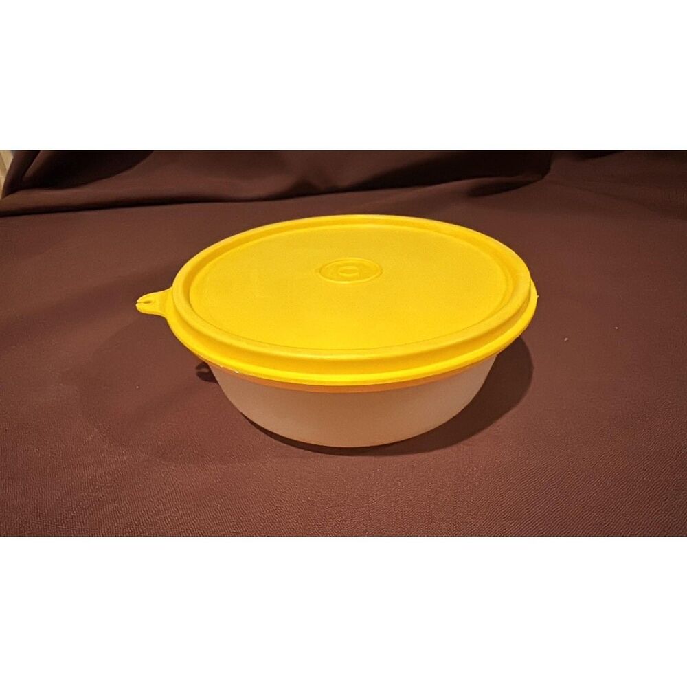 Vintage Clear Tupperware 1842 Modular Bowl with Lid Yellow